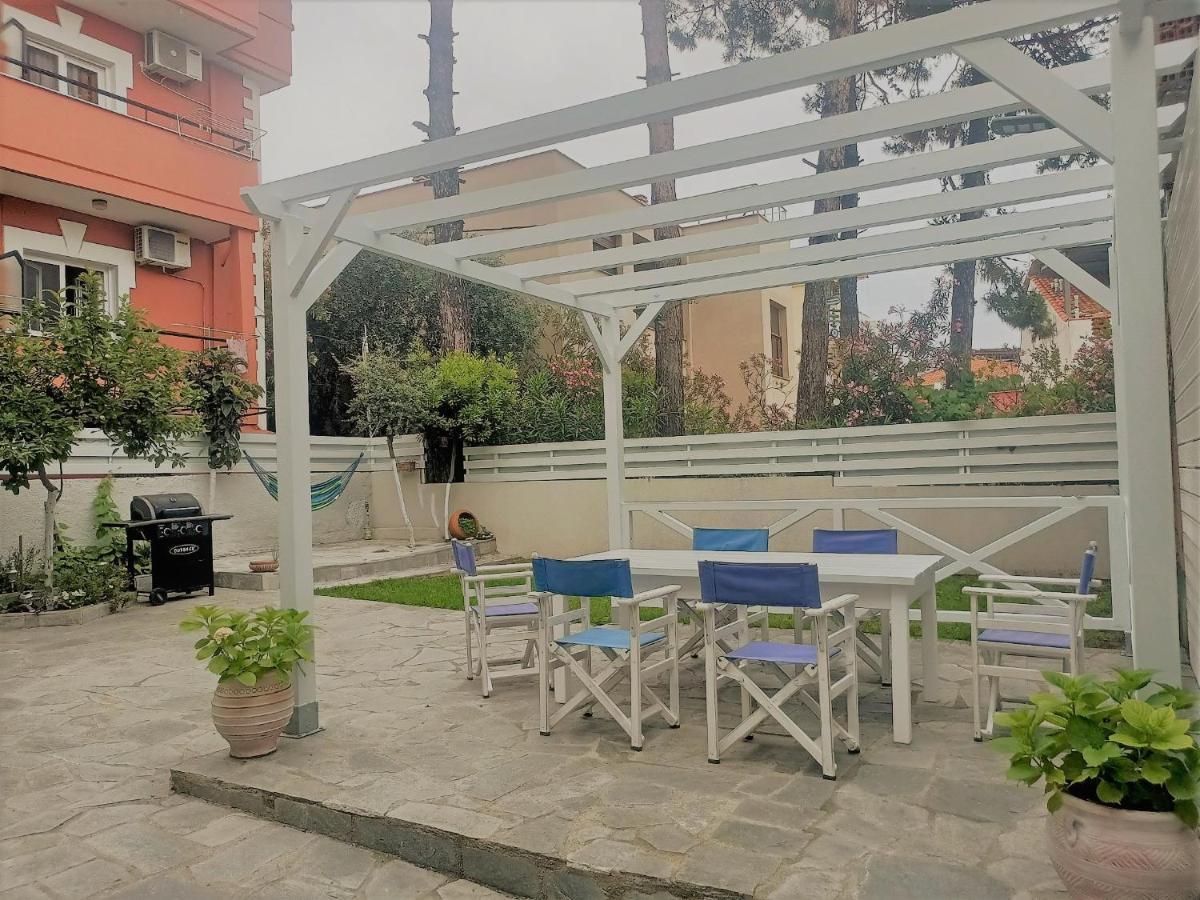 Spitaki Apartments Potos Exterior photo